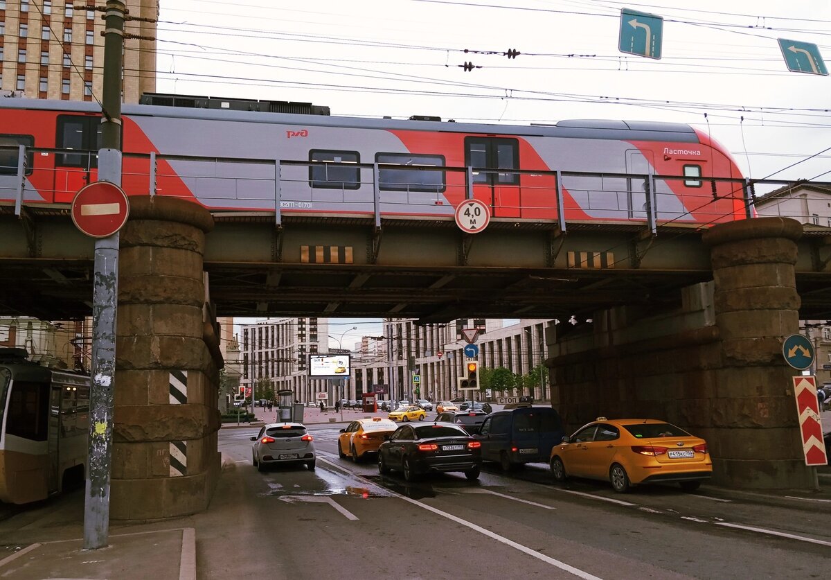 То из ТЧ-96, то в ТЧ-96... Ласточки на этом участке тогда часто встречались