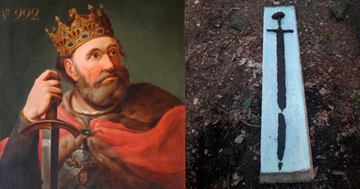 Слева - король Болеслав, справа - меч из Болеславской хаверы, найденный в Польше.