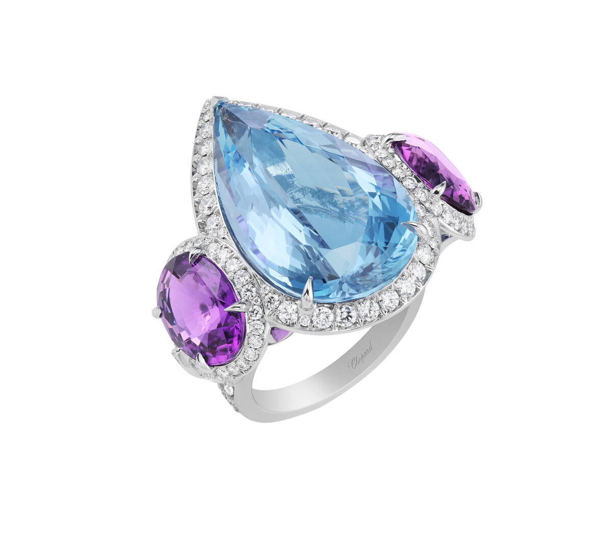 Кольцо Chopard Temptations из белого золота с бриллиантами, сапфирами и центральным аквамарином