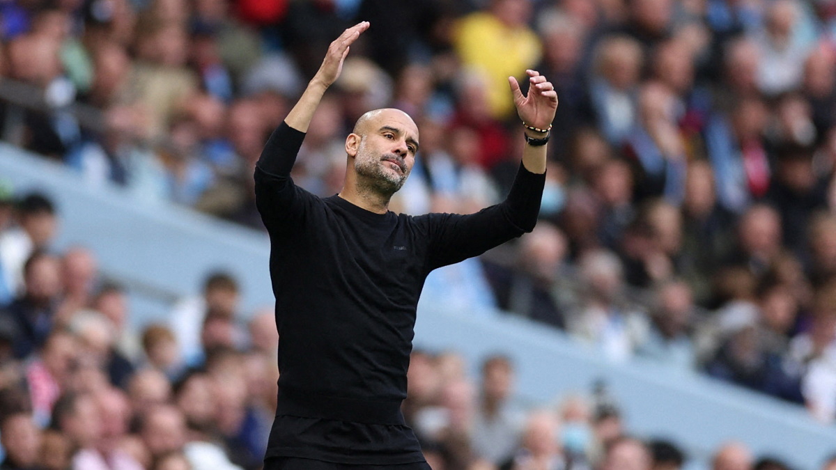    Реакция Пепа Гвардиолы на гол Антони в матче "Манчестер Сити" - "Манчестер Юнайтед". Фото: REUTERS