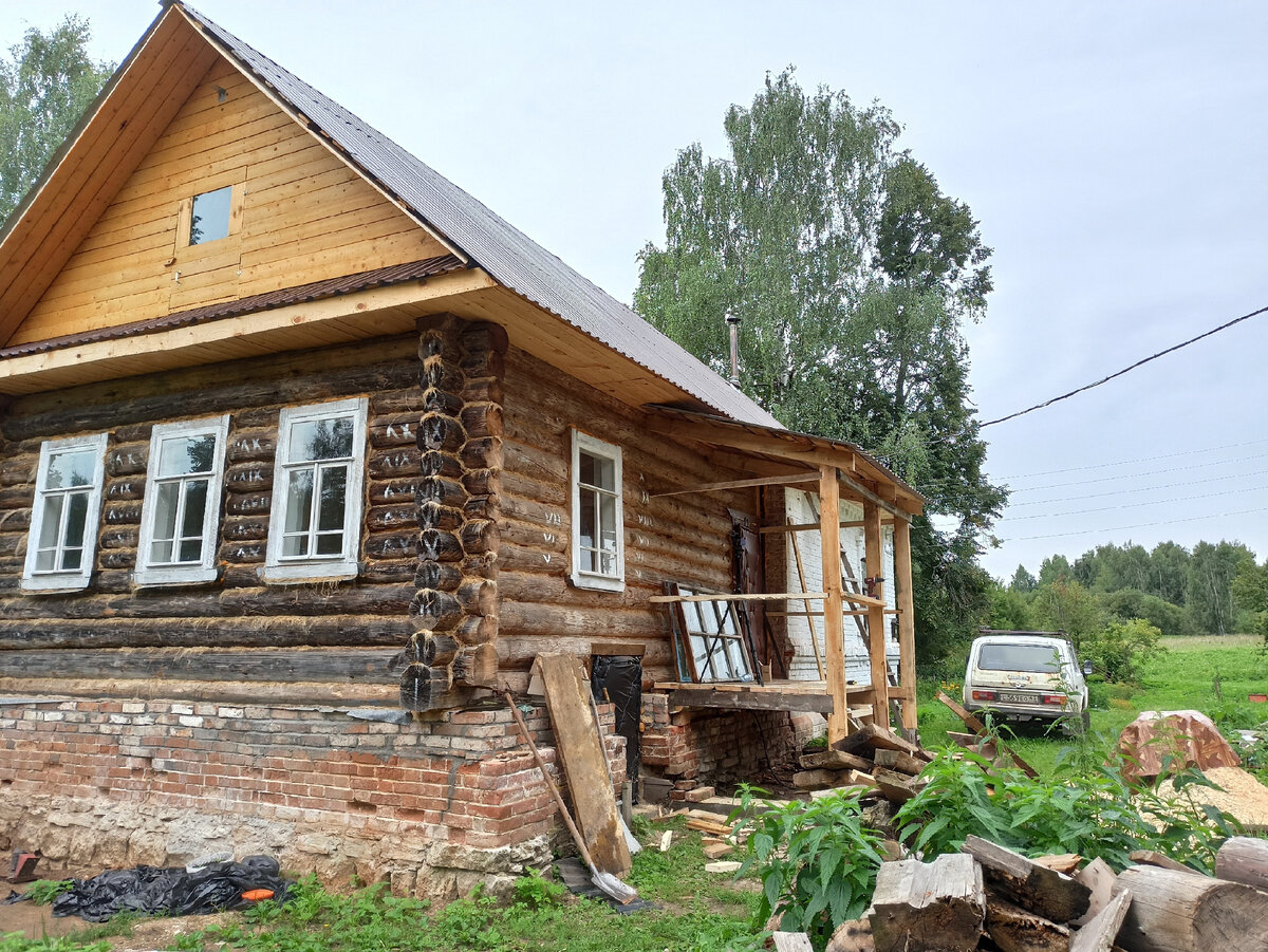 Строим крыльцо и веранду. Появились крыша, полы и лестница | Вятский Хутор  | Дзен