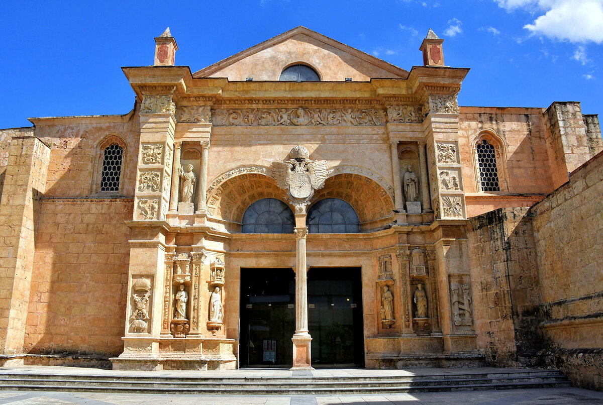 Собор снаружи