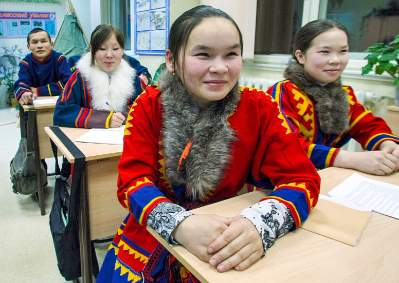 Образование народов севера. Поселок усть авам. Школа коренных народов. Кочевые школы в якутии. Образование народов севера.