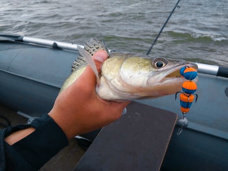 Мандула, ловля с лодки