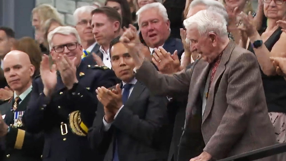    © АО "ТВ Центр"