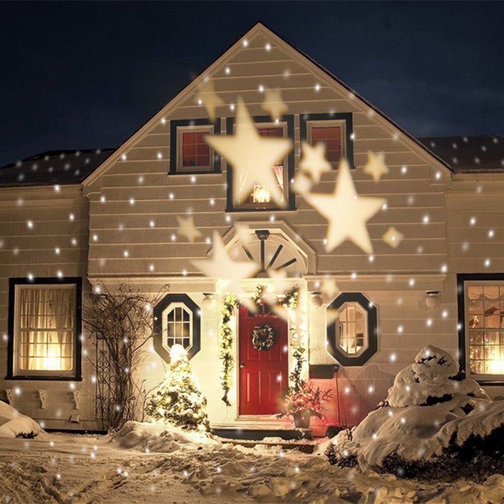   Для создания праздничного настроения зажгите дома новогодние огни, которые создадут сказочную и торжественную атмосферу.