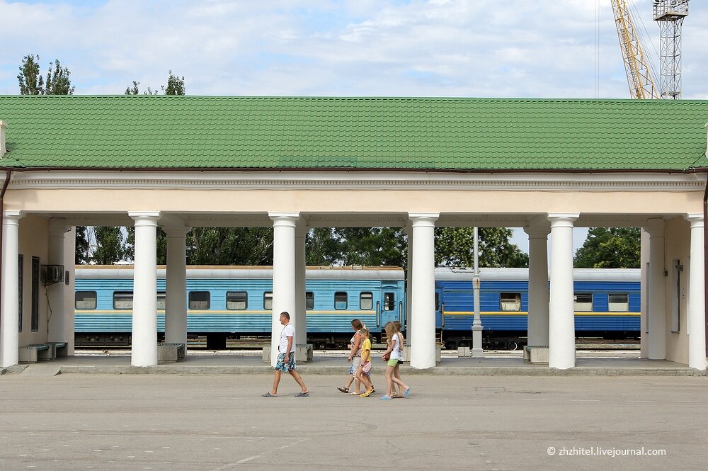 Фото вокзала феодосия