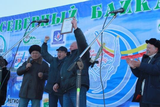 
Слева направо: Баир Цыренов, Игорь Зураев, Игорь Пухарев