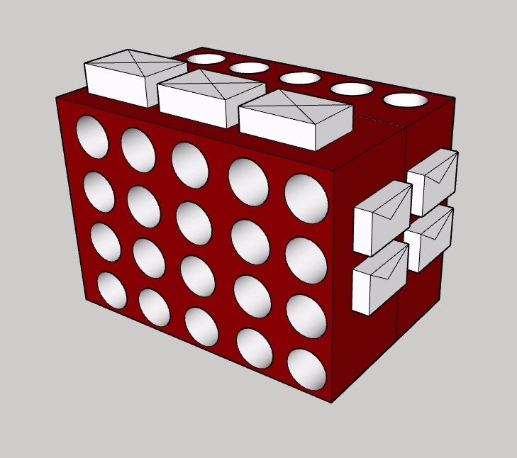 Подойдёт обычная крафтовая коробка, ведь всегда можно обернуть её обёрточной бумагой и обмотать выступающие части конструкции мишурой.