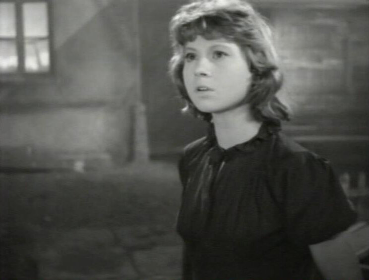 Елена Королёва в фильме "Аннушка"