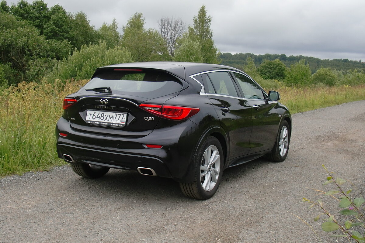 Infiniti q30 Sport