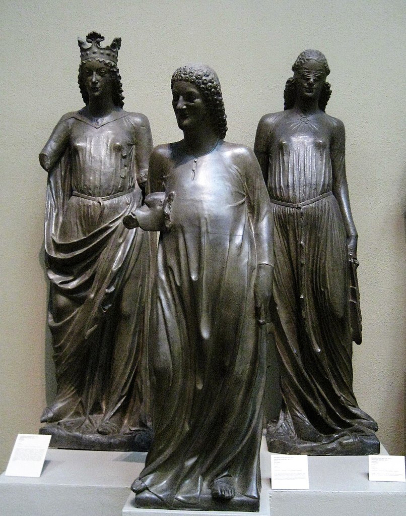  Слепки фигур 14 века с Бамбергского собора 