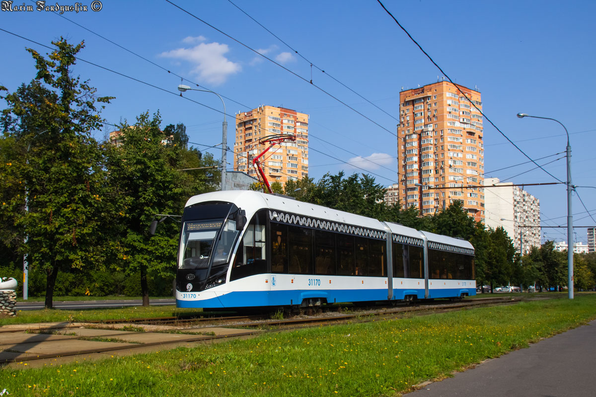 Трамвай 71-931М "Витязь" - действующий обитатель маршрута №24. Фото: Максим Фандюшин