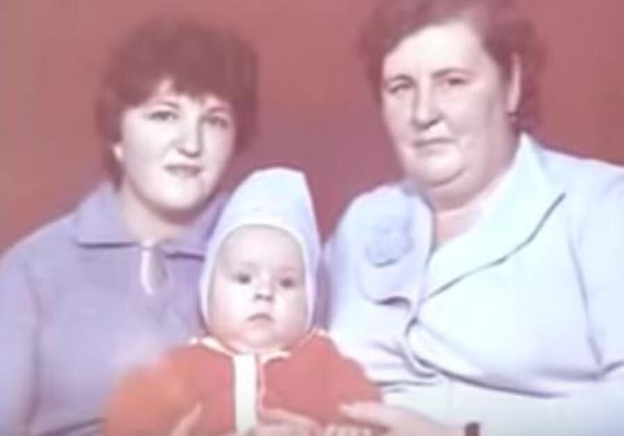 Прохор Шаляпин с мамой и бабушкой, 1983