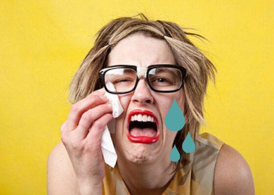 Каждой женщине свойственно проявлять эмоции, но не все они - положительные. Если "нападение грустинки" становится привычным делом для вас или ваших близких, то самое время призадуматься, а в порядке ли здоровье?