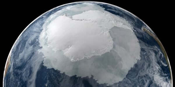 Что за явление происходит на Земле? Льды Гренландии тают в два раза быстрее, Антарктида начала тоже таять. Глобальное потепление, климатическое оружие, или это всё делают НЛО?