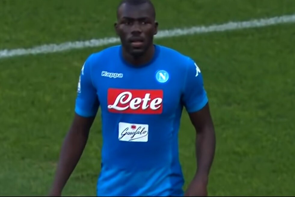 Кулибали ждет предложение от "МЮ"