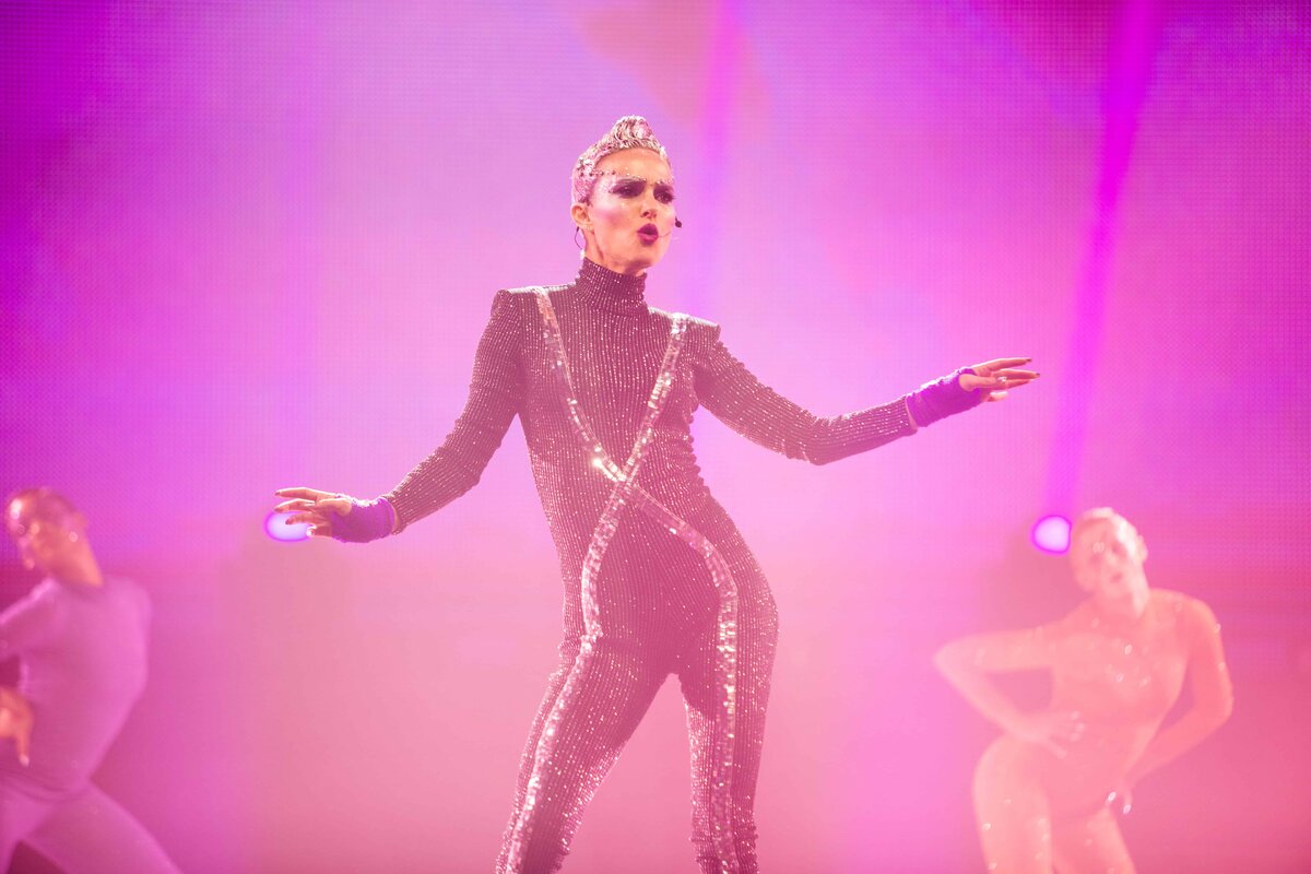 Кадр из фильма VOX LUX