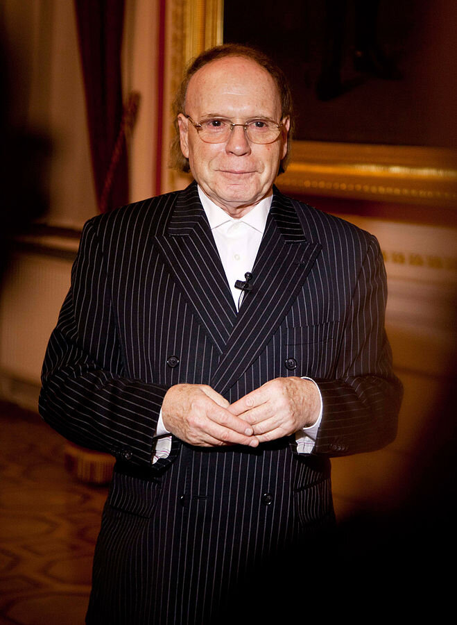 Рис.1. Радзинский Эдвард Станиславович