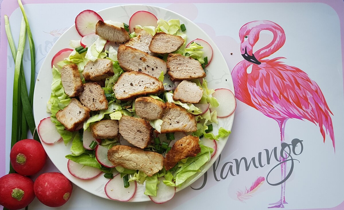 Салат из свинины в готовом виде