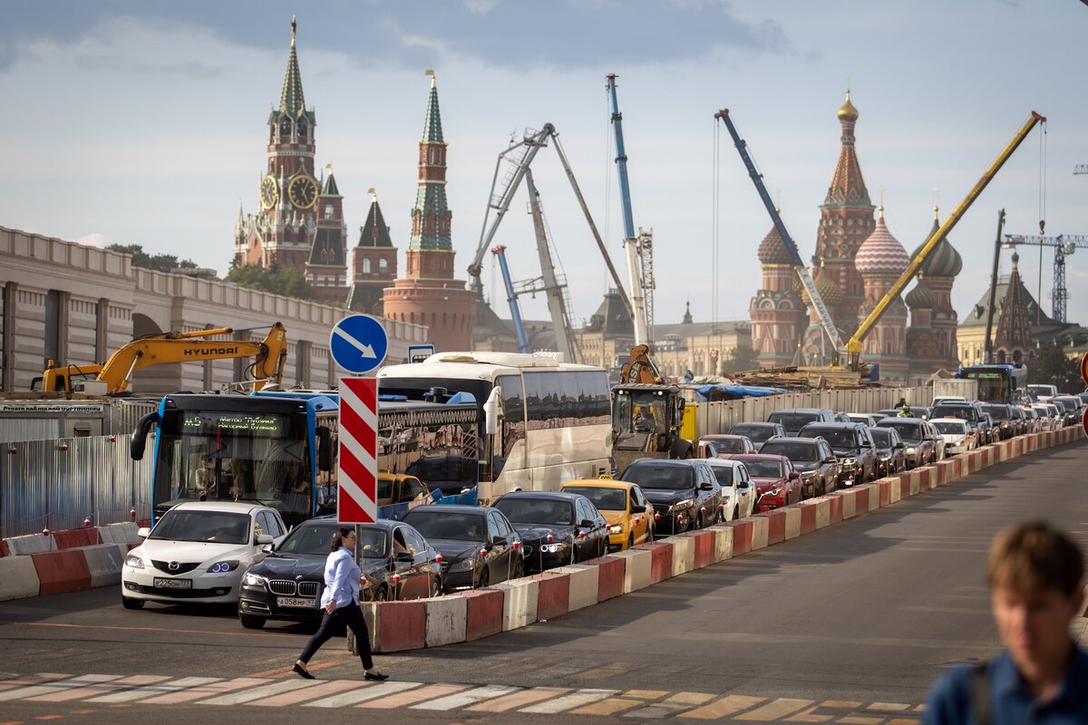 Вид на Московский Кремль из Замоскворечья. Июль 2019