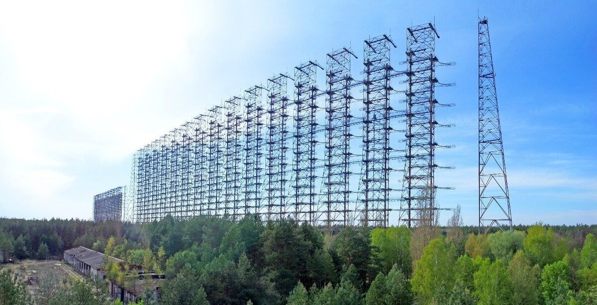 Источник фото: https://politros.com/145843-moshneishii-sovetskii-radar-vpechatlil-kitaiskie-smi