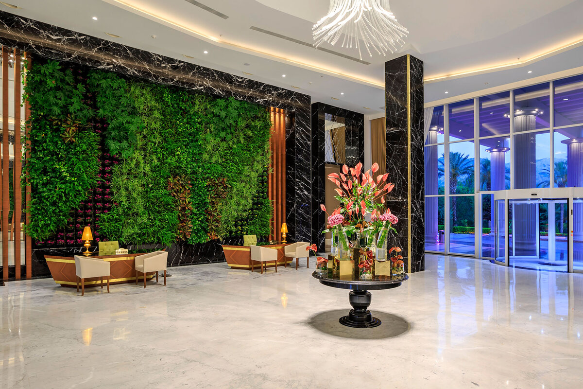 Ресепшен в отеле в Турции/// источник: Яндекс.Картинки 