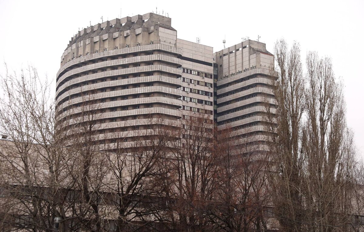 Здание Российского онкологического научного центра имени Н.Н. Блохина 
