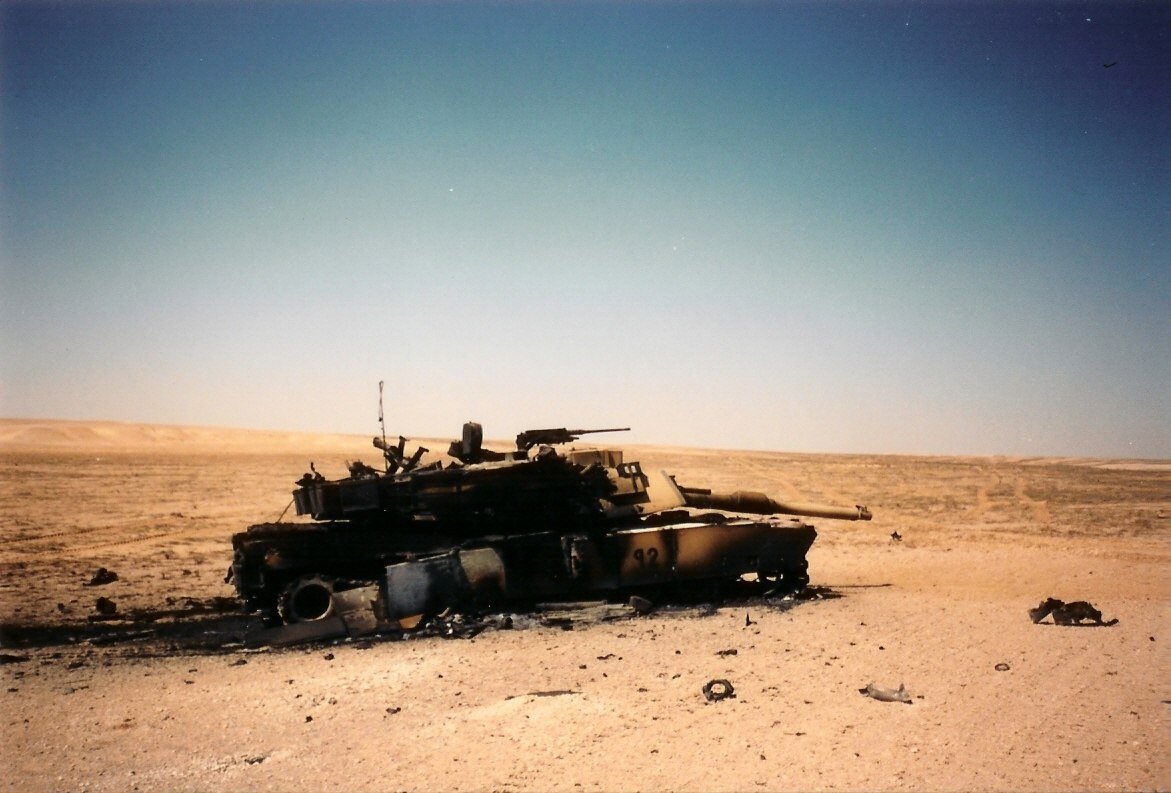 Танки Абрамс Ирак 1991. Т72 м1 Ирак 1991. M1 Abrams буря в пустыне. Дуэль абрамс и т