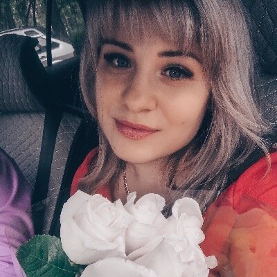 Всем приветик 😊
⠀
Хочу рассказывать вам немного о себе:
⠀
Меня зовут Ольга, я из Омска,  мне 29 лет, у меня есть два прекрасных сыночка😍6 лет и полтора года 😊
⠀
Замужем за самым рискованным мужчиной на свете💪вместе мы уже 10 лет.
⠀
Закончила ОмГУ имени Ф.М.Достоевского, по специальности юриспруденция, очень этим горжусь, но не мое 😂 давно меня захватила моя любовь к ногтям @nails55_olga 💅 практикуюсь в этом деле.
⠀
Не так давно вступили в ещё один интересный IT-проект для нас, пока изучаю/читаю/смотрю, в общем мотивируюсь, а муж уже во всю работает💪
⠀
На данном этапе моей жизни конечно же больше всего занимает декрет 😊 и поэтому малыш забирает большую часть моего времени, но я не унываю 😊 стараюсь читать, развиваться. Работаю, в общем мне мало 24 часов в сутках 😊
⠀
Люблю общаться, знакомиться, обмениваться информацией, порой мне тяжело собраться и поехать, не совсем легка на подъем 😊ложусь поздно, потом ною 😂😂
⠀
Настроение может за минуту поменяться, вроде сейчас ты счастлив, через минуту уже слезы, в общем как буря 😂😂😂
⠀
Не люблю враньё, для меня действует поговорка «Лучше горькая правда, чем сладкая ложь». Всегда все говорю в лицо, от этого часто недолюбливают меня, хотя мама говорит это хорошая черта 😂ну ну.