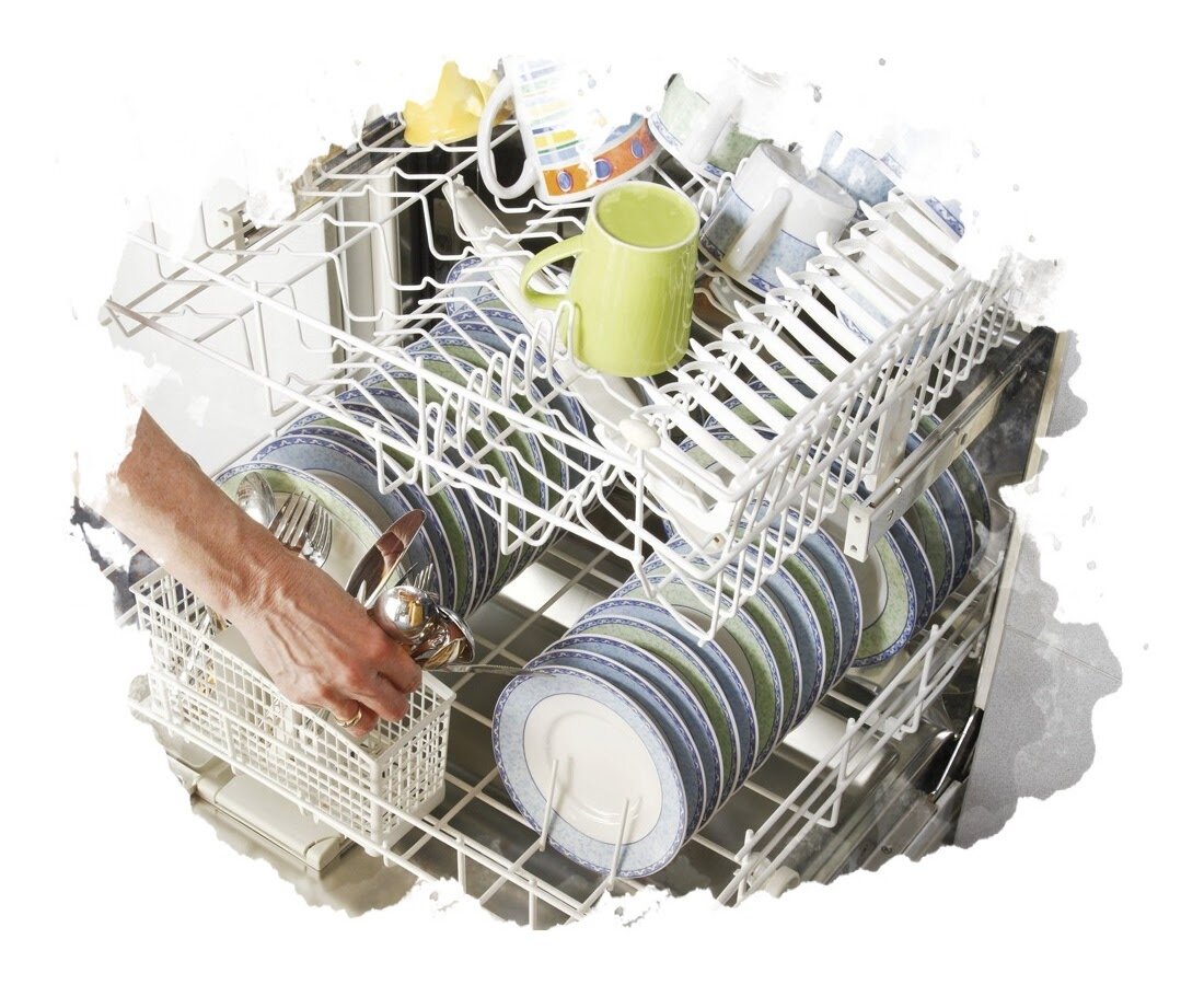 Правильная выгрузка посуды из посудомоечной машины