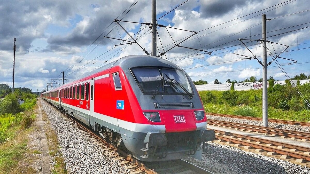 Поезд "Стрела"