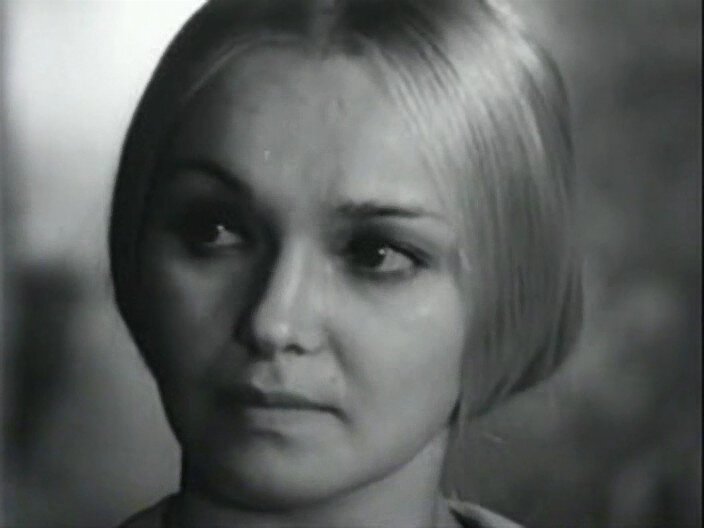 Мария Ивановна Кондратьева (актриса Наталья Гвоздикова)  