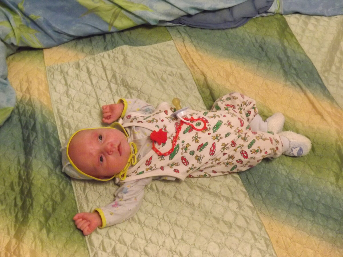 моему сыну три недели