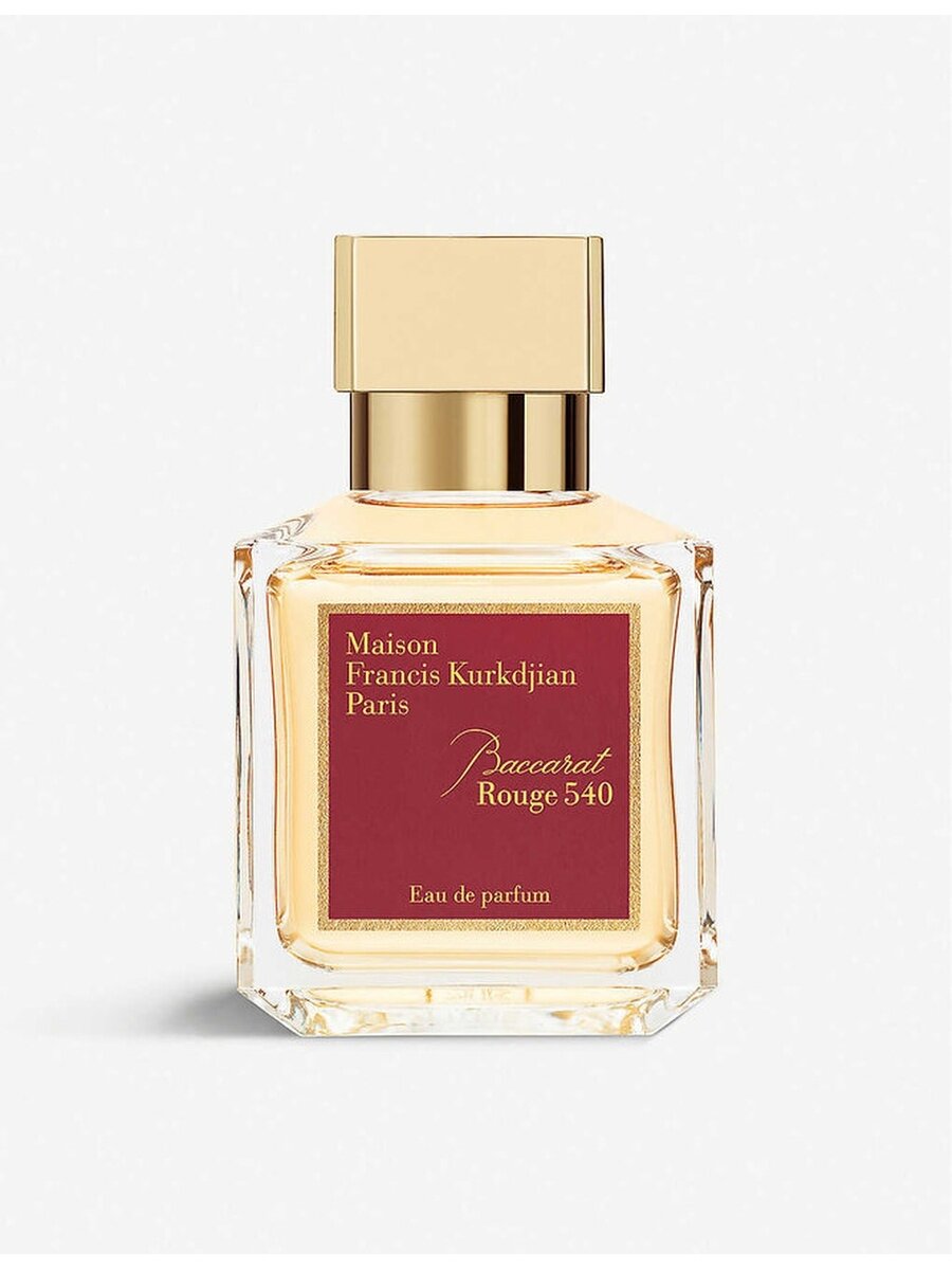 Верхние ноты: Шафран и Жасмин; средние ноты: Amberwood и Серая амбра; базовые ноты: Еловая смола и Кедр.