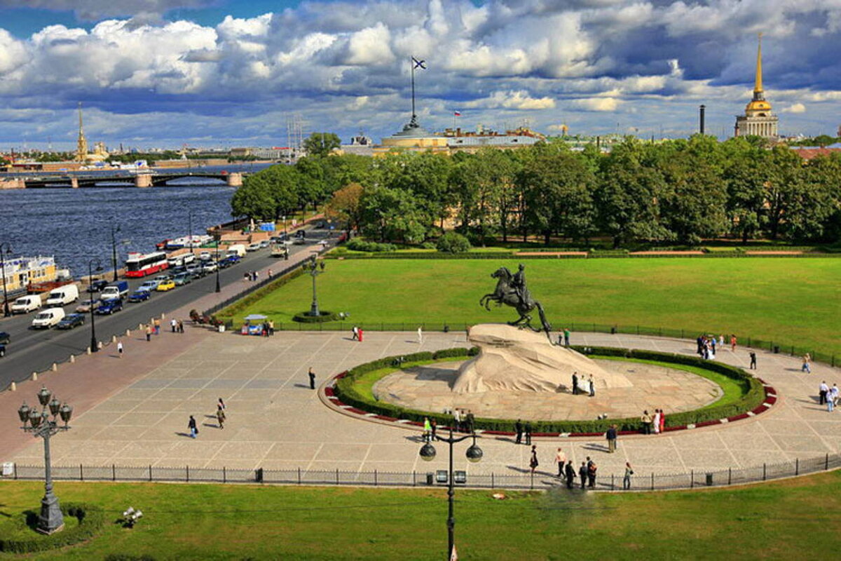 Что видна в санкт петербурге. Сенатская площадь Санкт-Петербург. Площадь Декабристов в Санкт-Петербурге. Медный всадник, Санкт-Петербург, Сенатская площадь. Сена ская площадь в Санкт Петербурге.