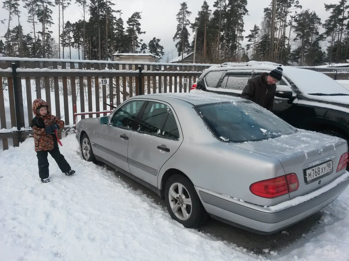 Мой "Мерседес" (фото из личного архива)