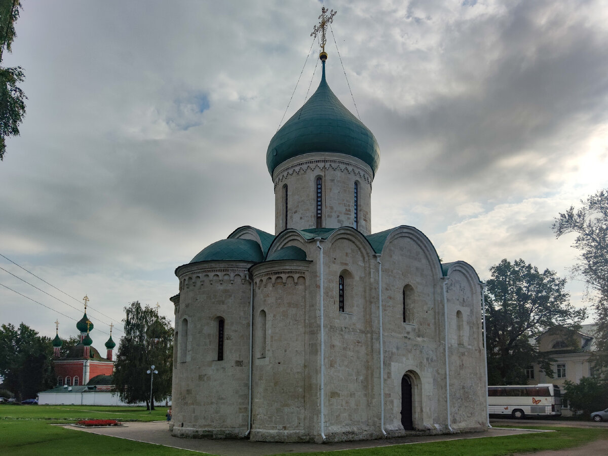 Наконец-то попал в храм, где крестили Александра Невского! Рассказываю,  почему это не так просто и что я там увидел | Петров.Путешествия | Дзен