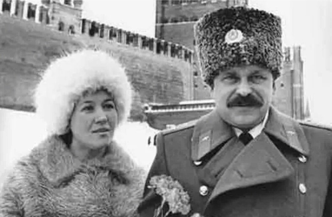 Александр руцкой биография личная жизнь
