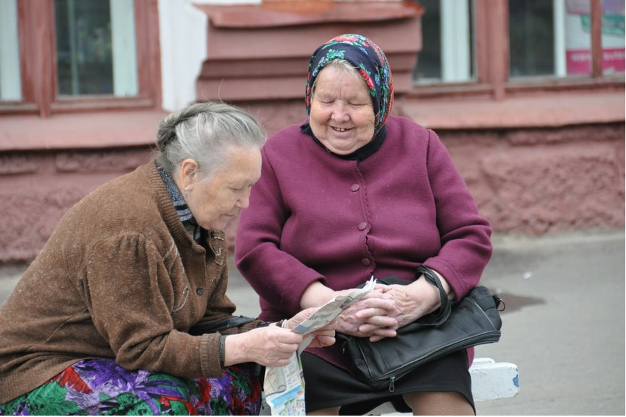 Пенсия стала. Сельские пенсионеры. Пенсионеры в сельской местности. Льготники пенсионеры. Льготы для пожилых.