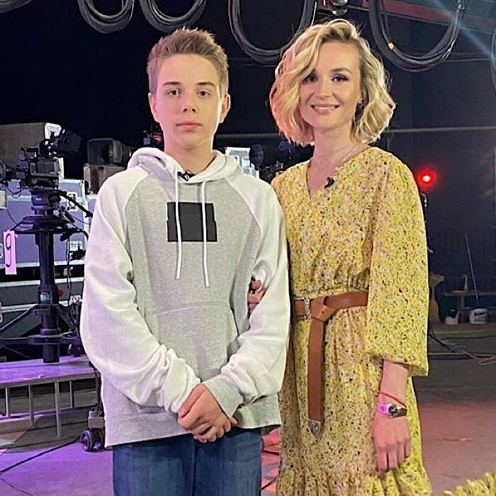 сын полины гагариной 2023