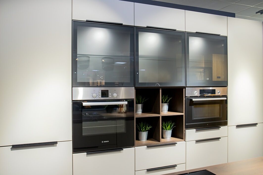 Кухня со встроенной техникой. Кухня ДУЭТ