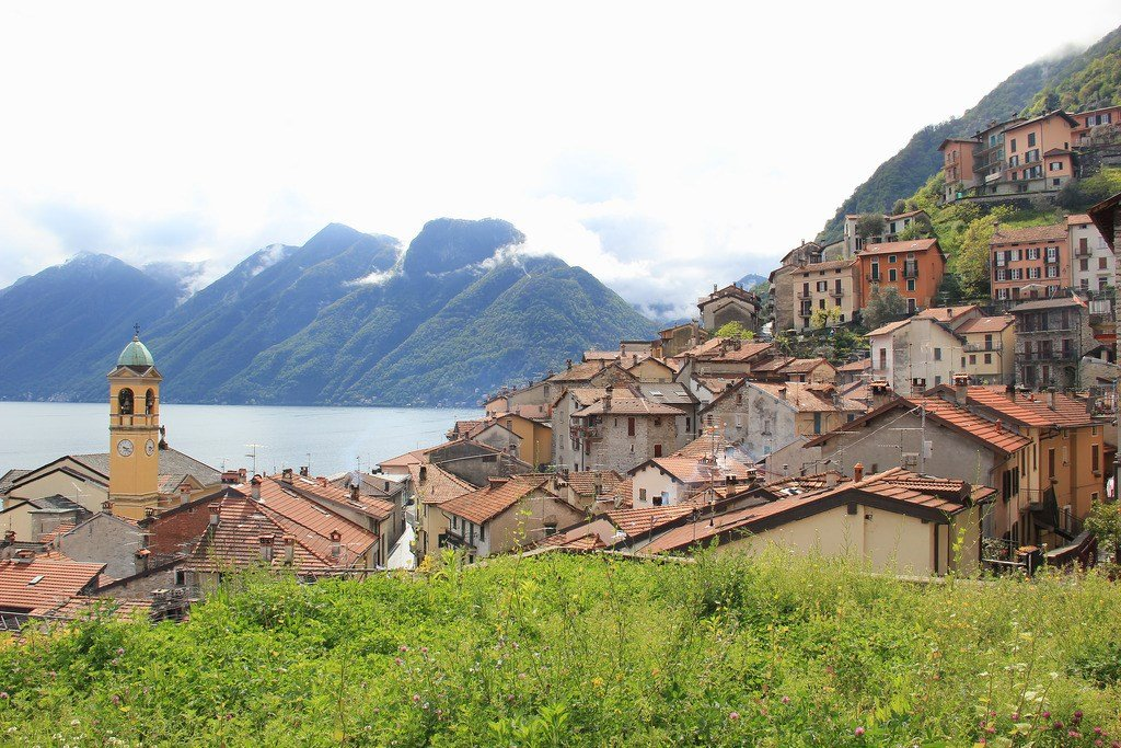 https://wikiway.com/italia/  