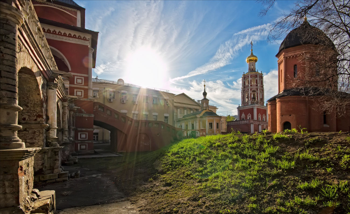 Высоко-Петровский монастырь. Фото:  vpmon.ru