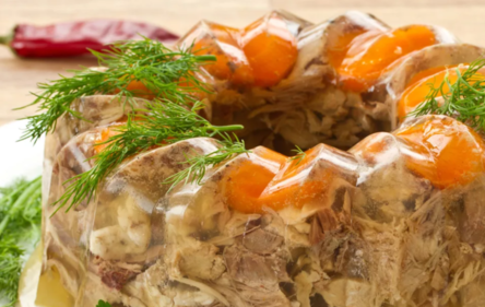 9 простых и вкусных блюд на Новый год 2021
