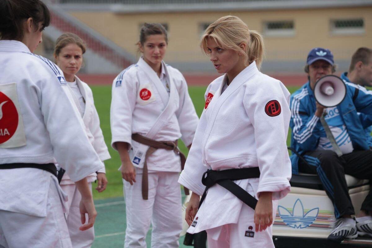 Анастасия Задорожная в роли Громовой (источник — Яндекс.Картинки)