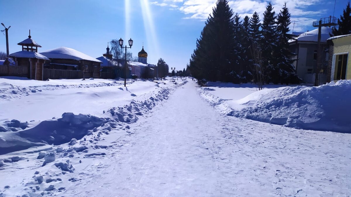 Комплекс "Старина сибирская". Массовых гуляний нет, всё празднуют дома