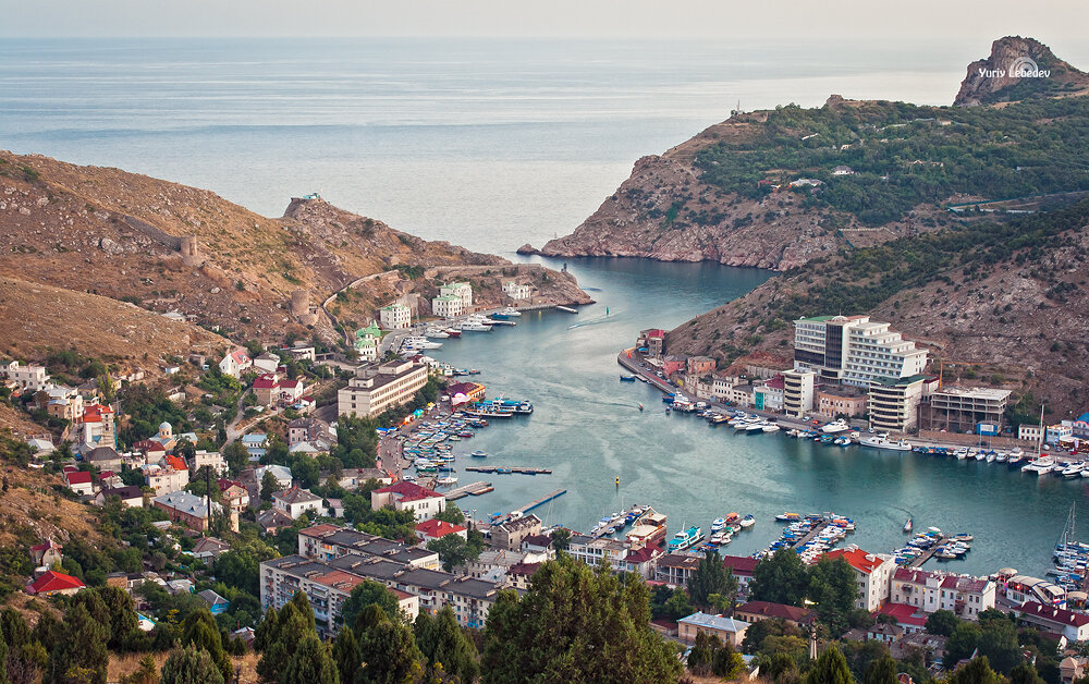 Реальное время крыма. Балаклава Крым. Балаклава (город). Крым Севастополь Балаклава. Бухта Балаклава в Крыму достопримечательности.