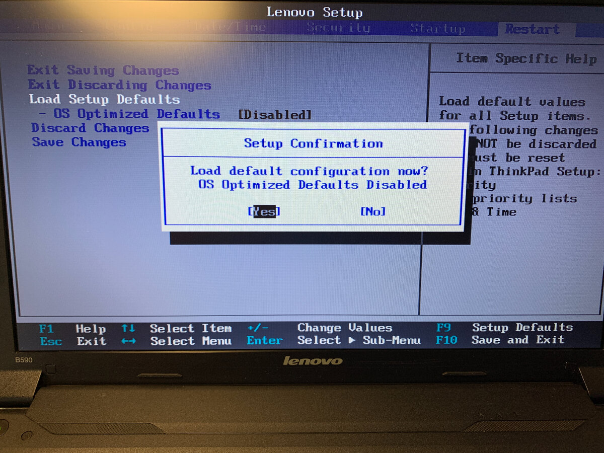 Сбрасываем BIOS до стандартных настроек. lenovo B590