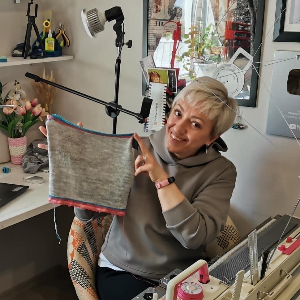 Осваиваю машинное вязание